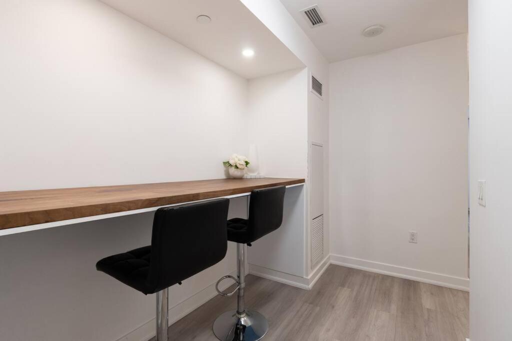 Luxe 2 Bed Suite Downtown Toronto Near Waterfront 외부 사진