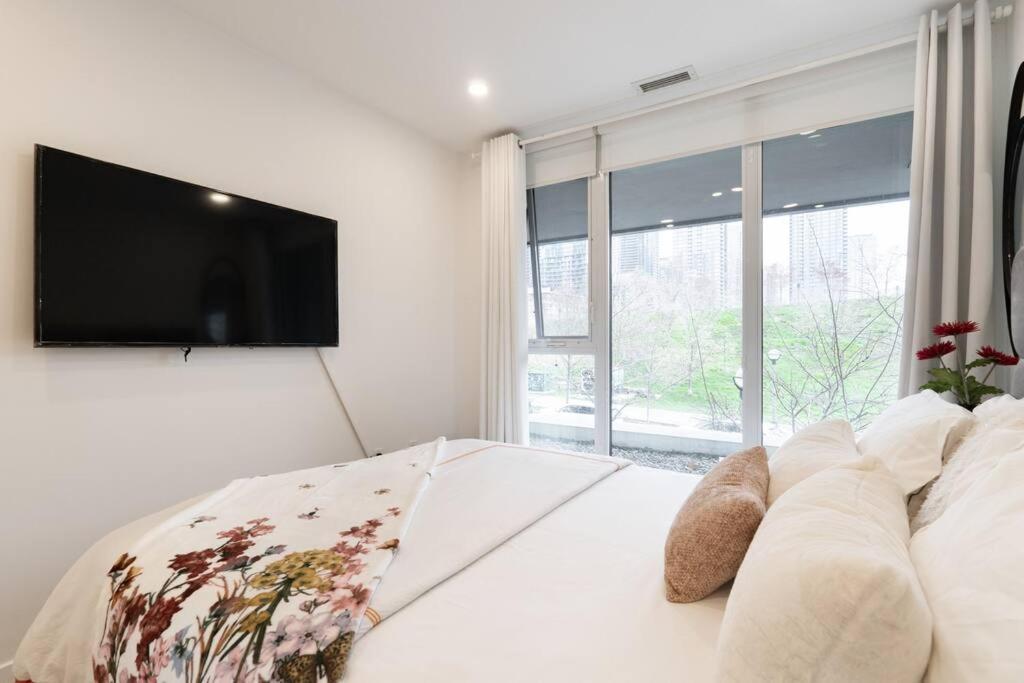 Luxe 2 Bed Suite Downtown Toronto Near Waterfront 외부 사진