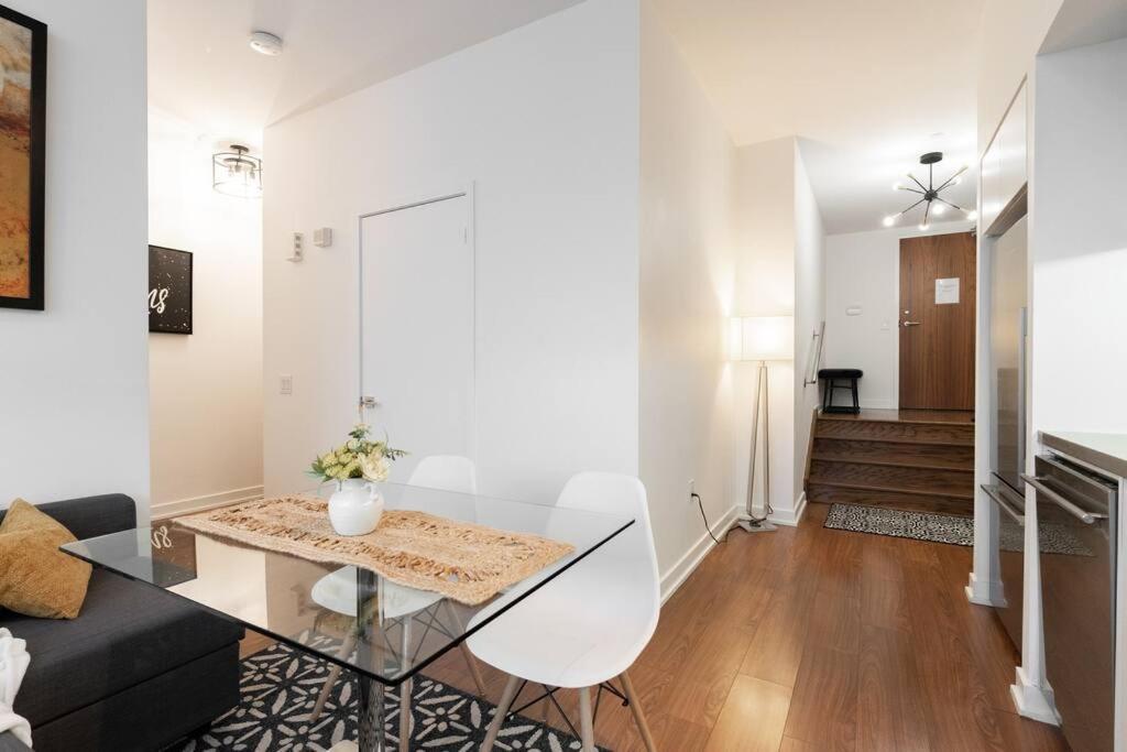 Luxe 2 Bed Suite Downtown Toronto Near Waterfront 외부 사진