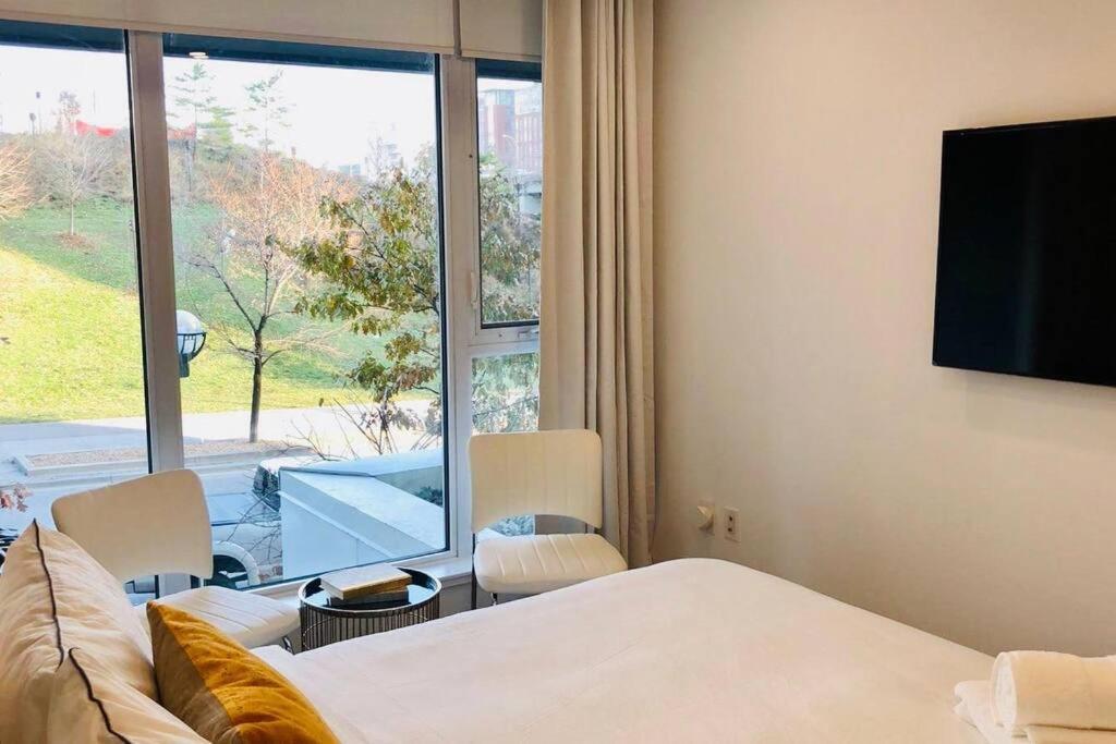Luxe 2 Bed Suite Downtown Toronto Near Waterfront 외부 사진