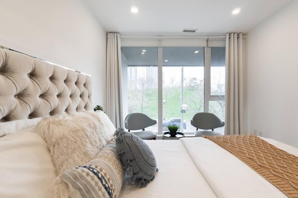 Luxe 2 Bed Suite Downtown Toronto Near Waterfront 외부 사진